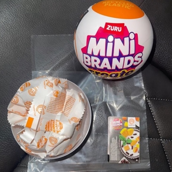 Mini Brands Create Master Chef Bundle (2) + Cherry Chocolate Cake Display - Picture 2 of 7